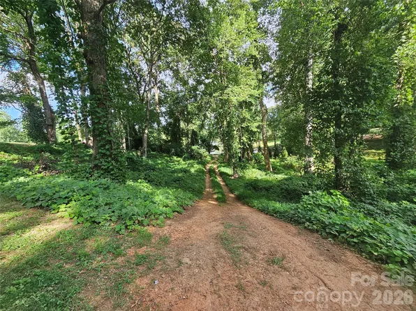 130 Kester Dr, Cherryville, NC 28021