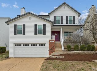 1565 Glenn Brooke Woods Cir, Ballwin, MO