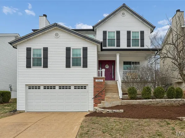 1565 Glenn Brooke Woods Cir, Ballwin, MO 63021
