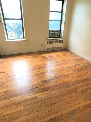 Rented by City Connections Realty | media 9