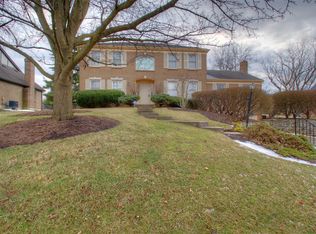 139 Woodspoint Dr, Crestview Hills, KY