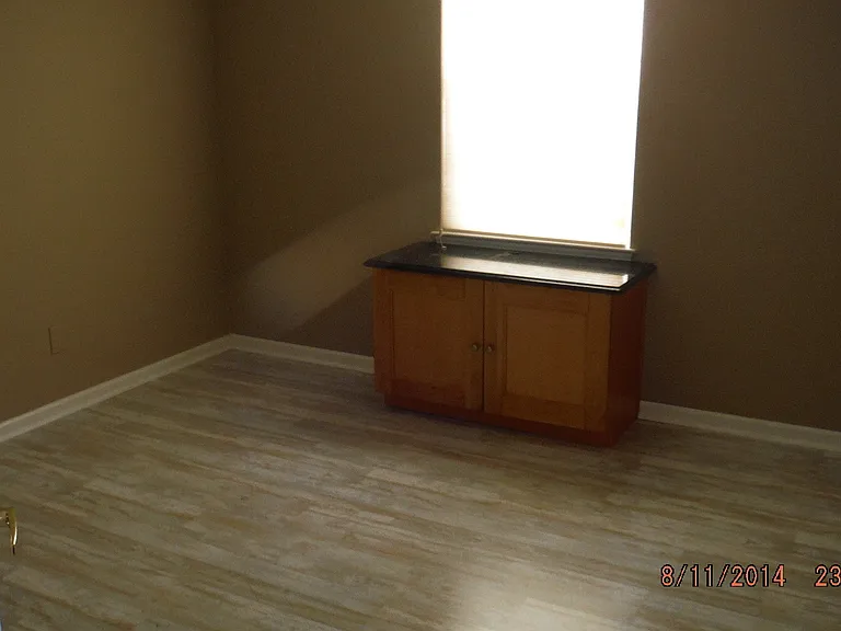 1311 Stillwater Ct — Photo 8