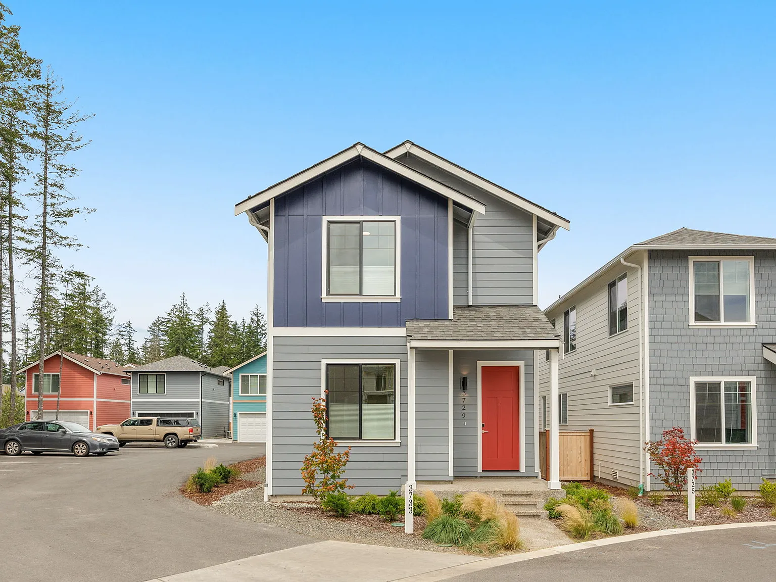 3721 SW Ashwood St — Photo 1