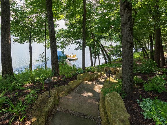 3rd image of 7455 Hidden Cove Pl