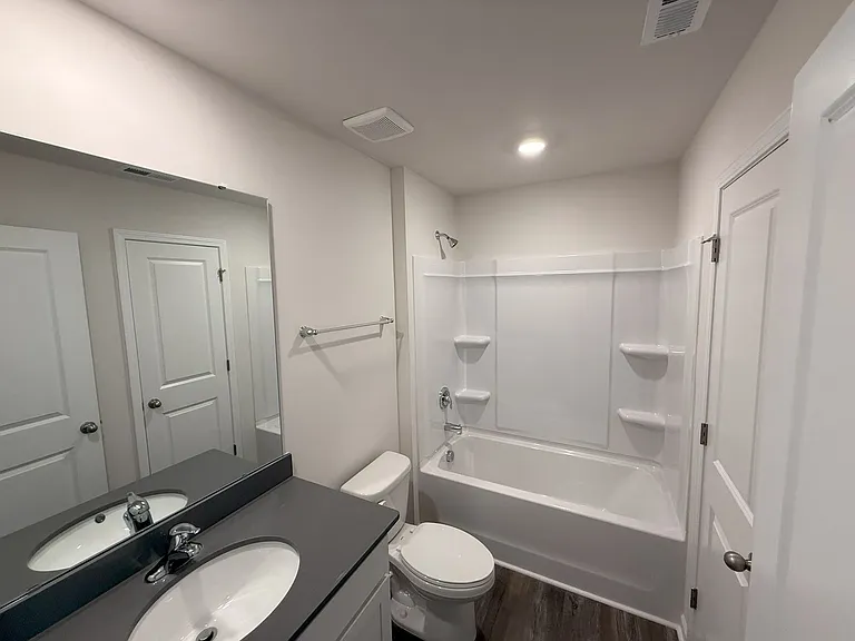 5138 Hyrule Dr — Photo 8