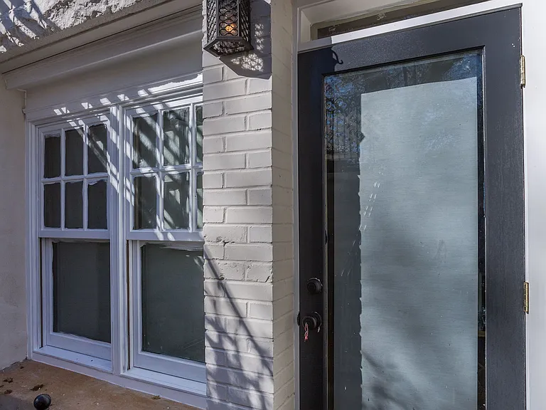 1416 Potomac Ave SE #2 — Photo 3