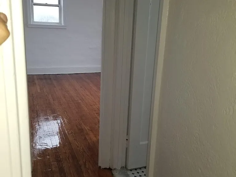 117 Crescent Ave — Photo 1