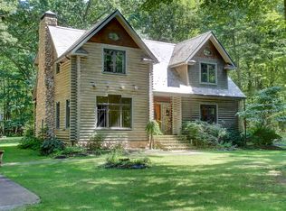 1045 High Bridge Rd, Vermilion, OH 44089