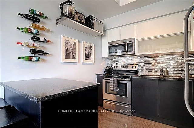 55 E Liberty St #103 — Photo 8