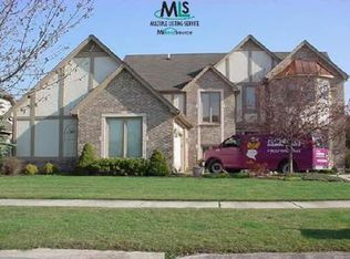 16333 Judiciary Dr, Macomb, MI 48044