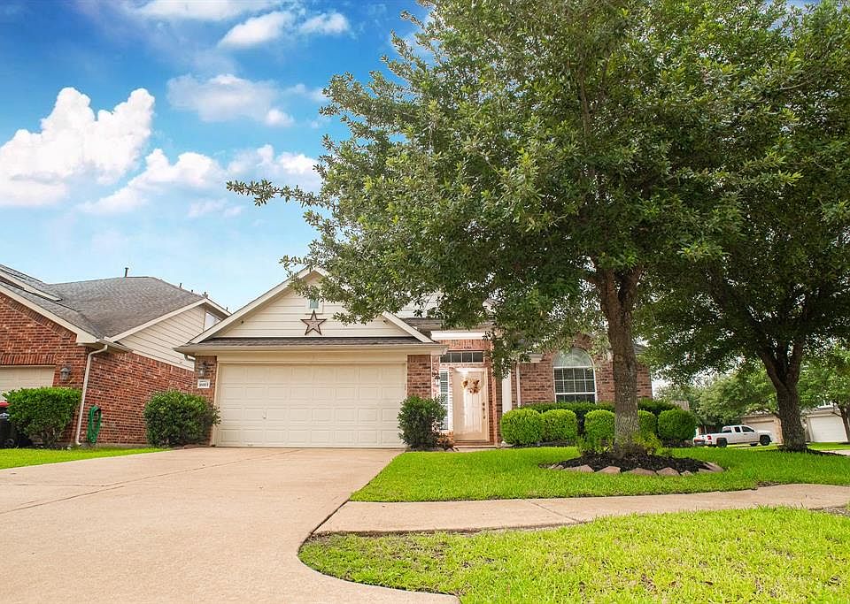 1st image of 16915 Shoal Park Dr