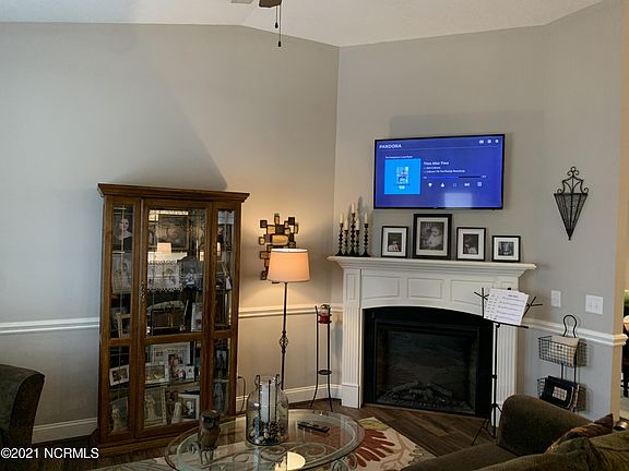 3rd image of 2230 Sweet Bay Dr #A
