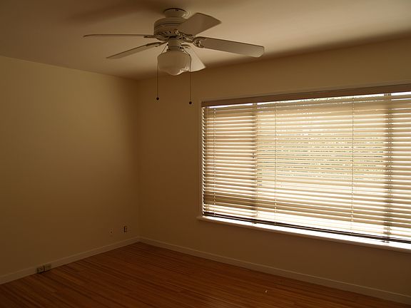 4th image of 3847 Brookdale Blvd