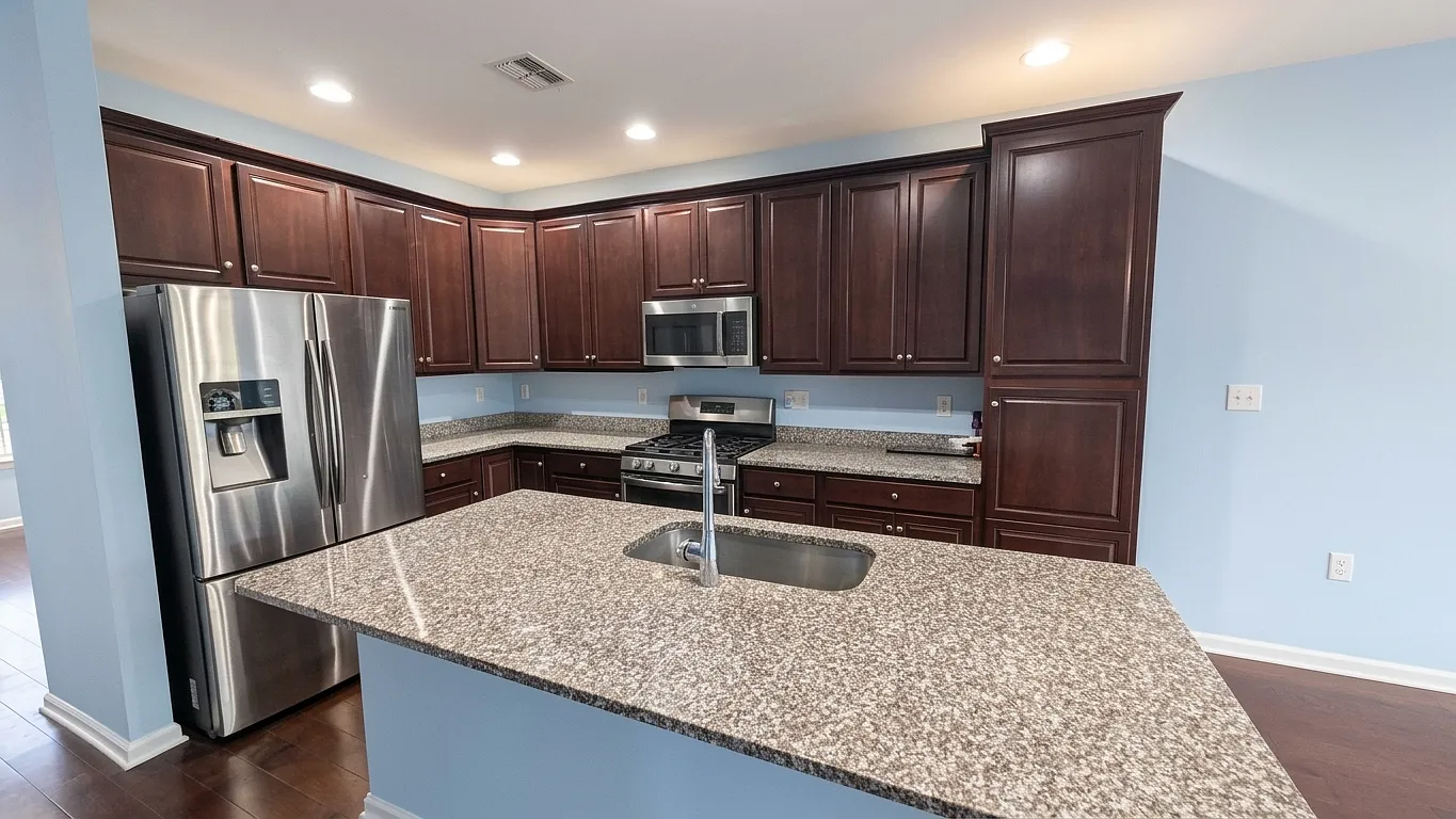 3 bed, 2.5 bath, 2775 sqft, $3,925 — Photo 2