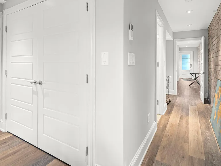 506 Seward Sq SE #1 — Photo 36