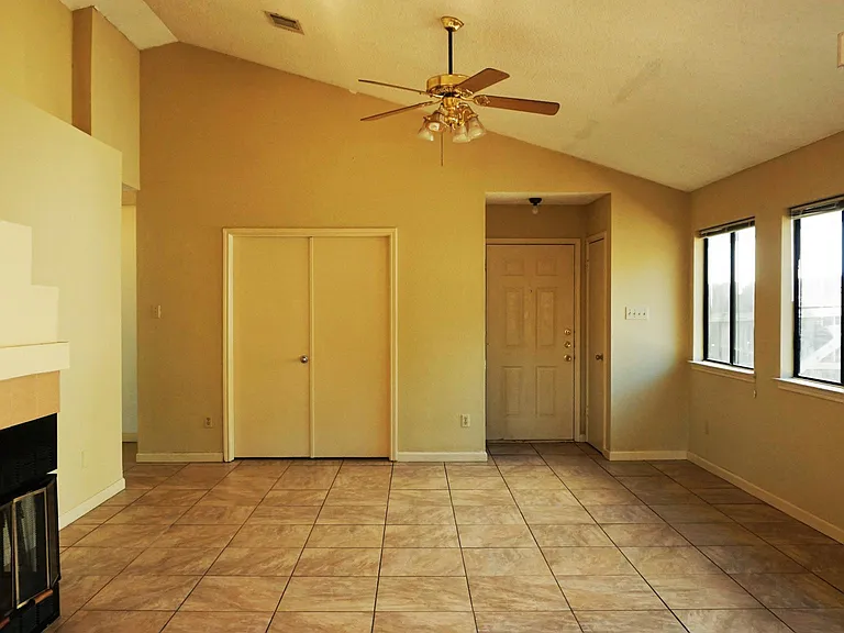 12805 Staton Dr — Photo 20