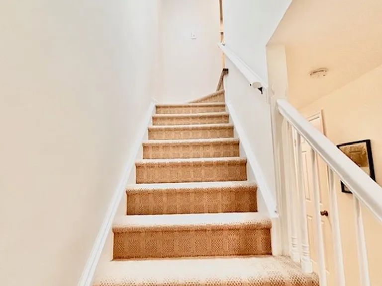 4823 Willett Pkwy — Photo 21