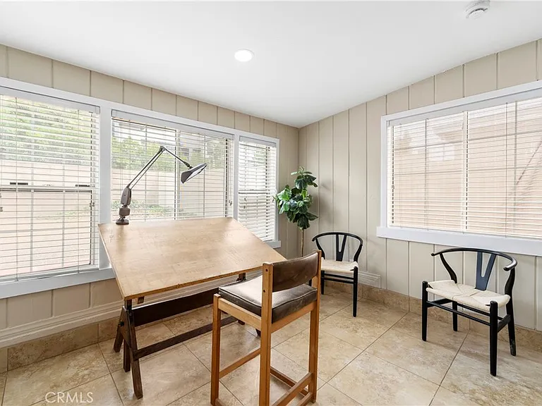 232 Olive Pl — Photo 13