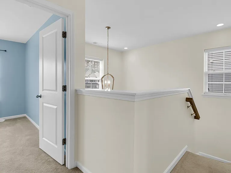 1419 Hermitage Ln — Photo 23