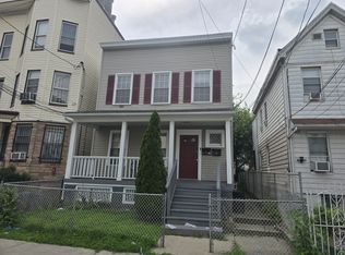 576-578 E 38th St, Paterson, NJ 07513