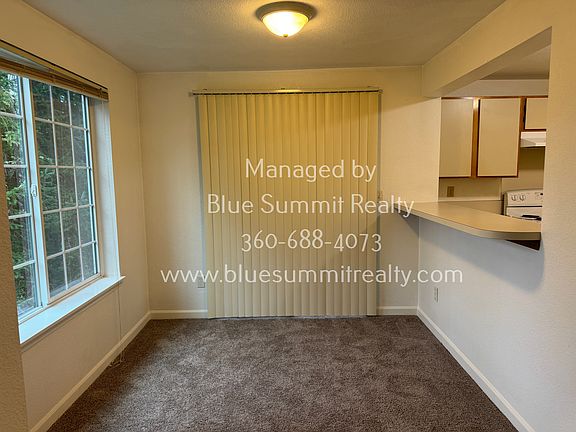 4th image of 1106 Creekwood Ct SE APT D