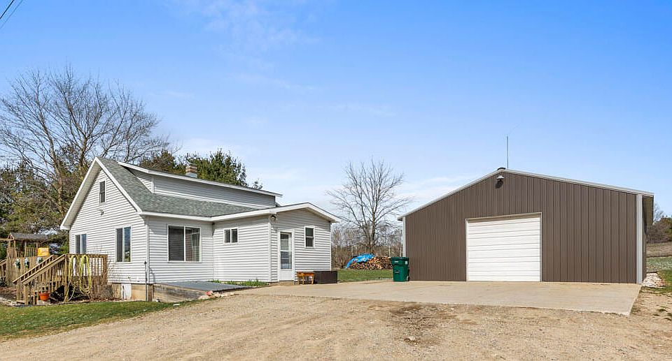 1st image of 6309 E 136th St