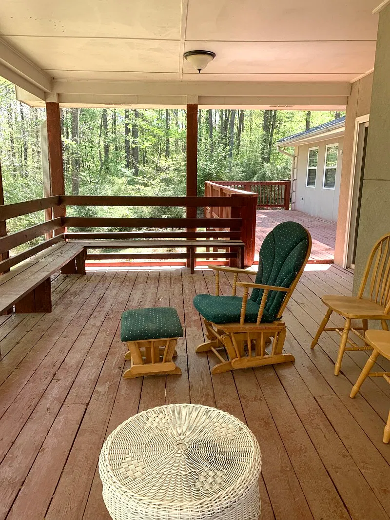 7 bed, 5.5 bath, 4800 sqft, $3,600 — Photo 3
