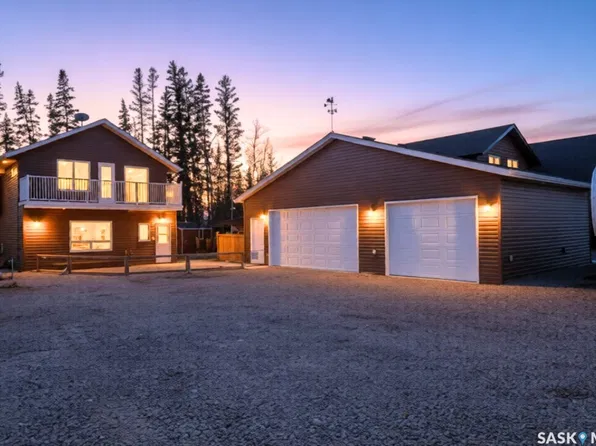 16 Nipew Place, Candle Lake, SK S0J 3E0