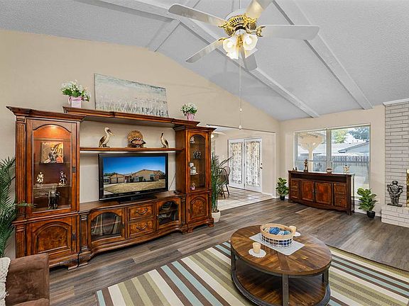 5th image of 4534 NE Highlander Cir