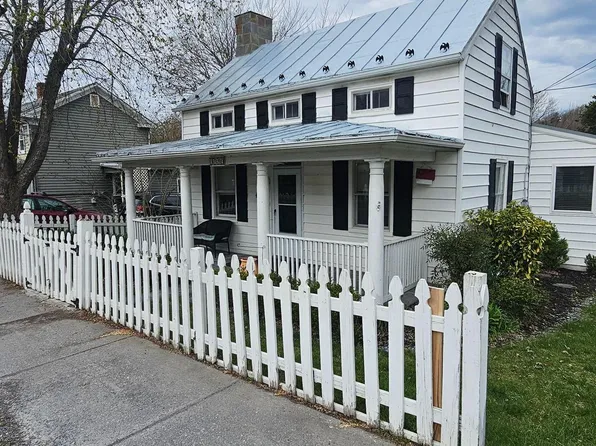 1536 W Washington St, Harpers Ferry, WV 25425