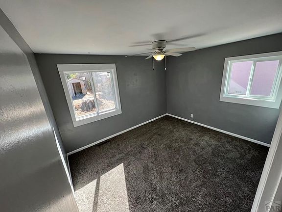 3rd image of 3300 Miramar Dr