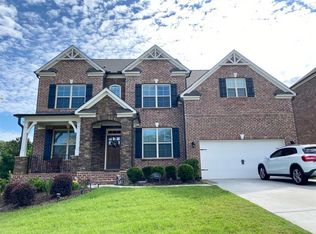 3812 Mabry Ridge Dr, Buford, GA 30518