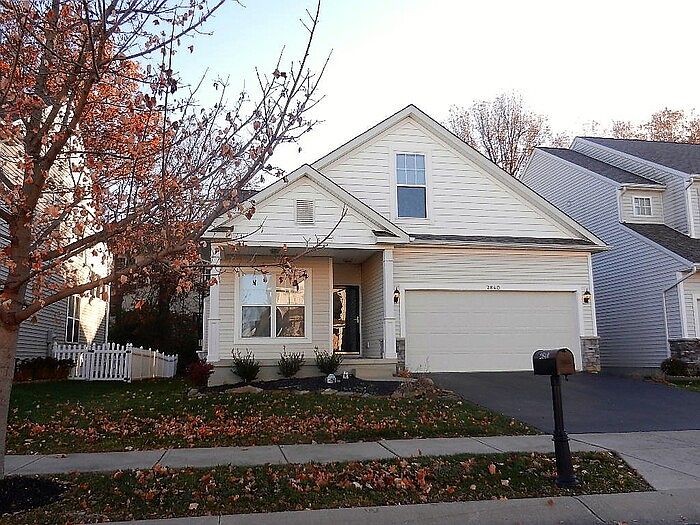 1st image of 2840 Marcellus Dr