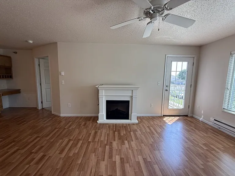 Maple Creek Apartments in South Fargo close to 45th Street — Photo 12