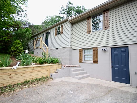 3rd image of 3527 Kenilworth Ln