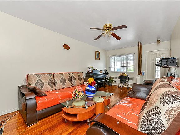 2nd image of 10318 Avenue K