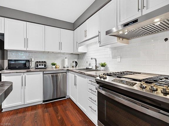 2nd image of 44 Frances Ave #11