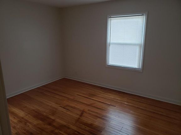 4th image of 3540 Brockton Ln APT 1