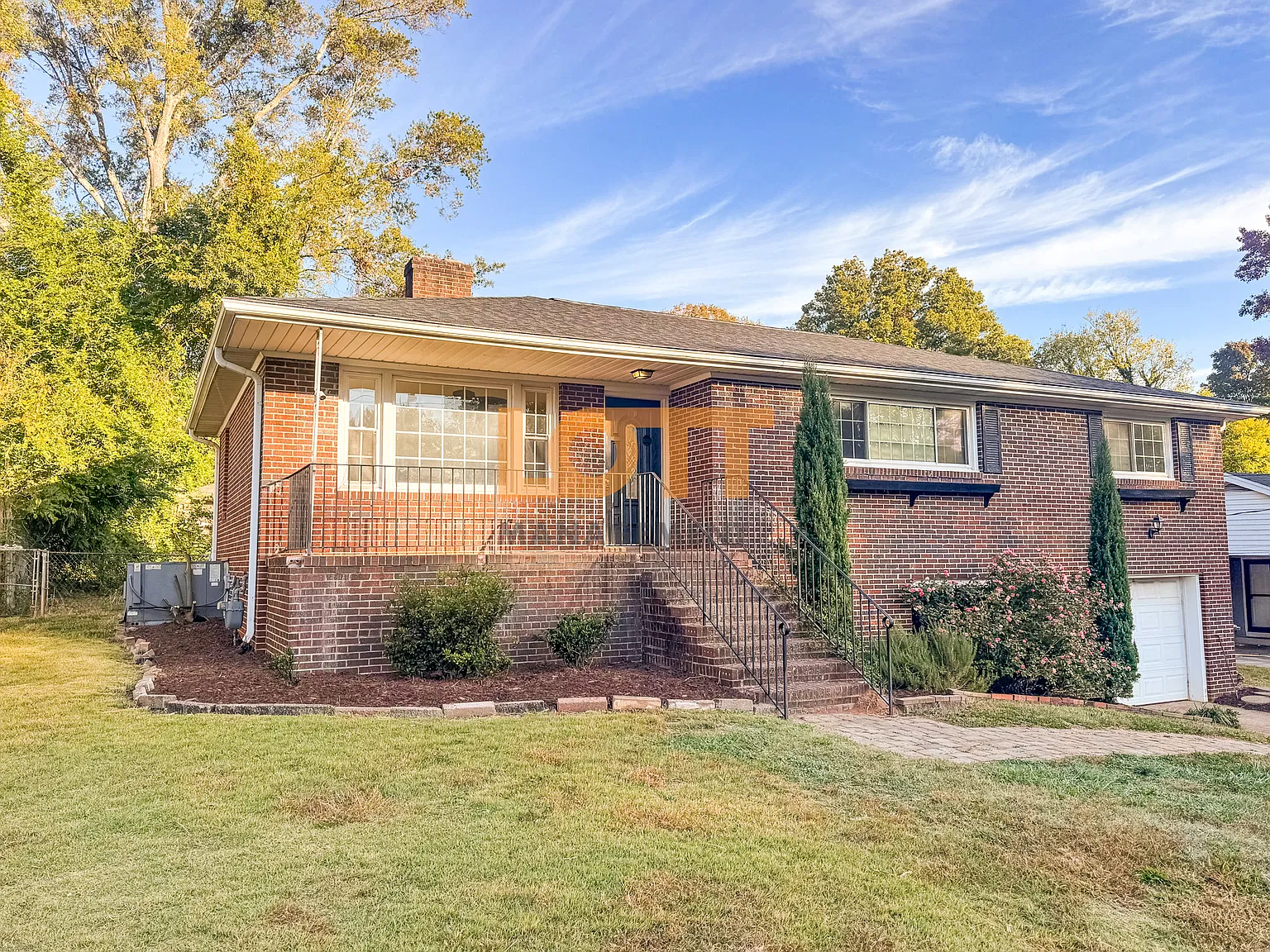 4 bed, 1992 sqft, $1,850 — Photo 3