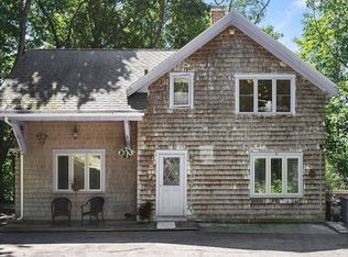 20 Woodland Pl, Hyde Park, MA 02136