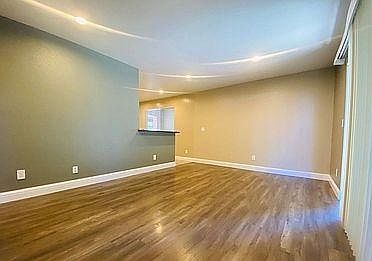 2nd image of 25013-25021 Cypress Ave #2A