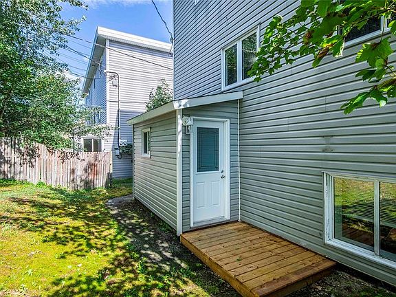 3rd image of 36B Smallwood Drive