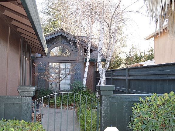 2nd image of 3420 Saxonville Way