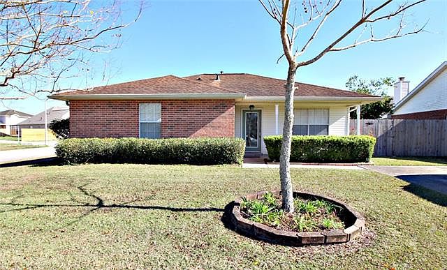 1st image of 4945 Liberty Oak Dr