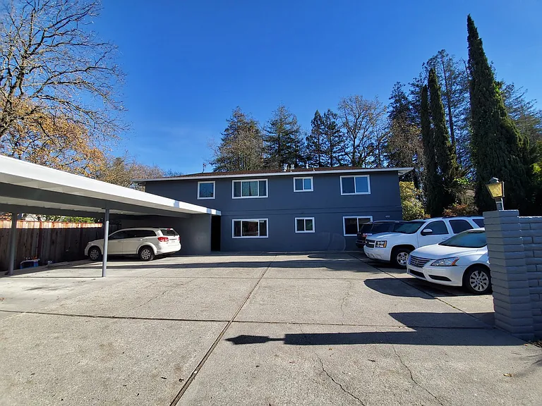 2378 Heidi Pl — Photo 2