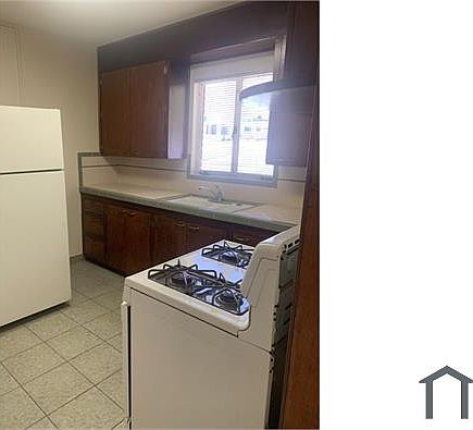 5th image of 2600 Pershing Dr APT 1