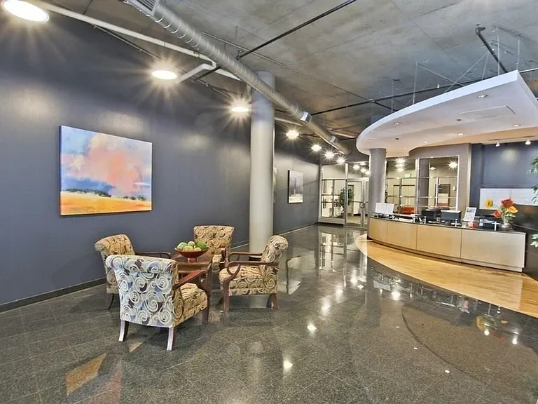 115 W Peachtree Pl NW #505 — Photo 16