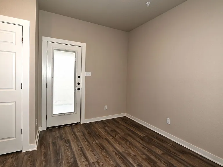 11318 Clearmine St — Photo 21