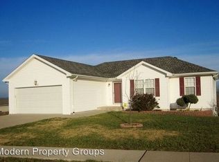 551 E Sackets Rd, Columbia, MO 65202