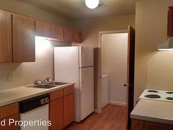 2nd image of 1803 N Main St APT N